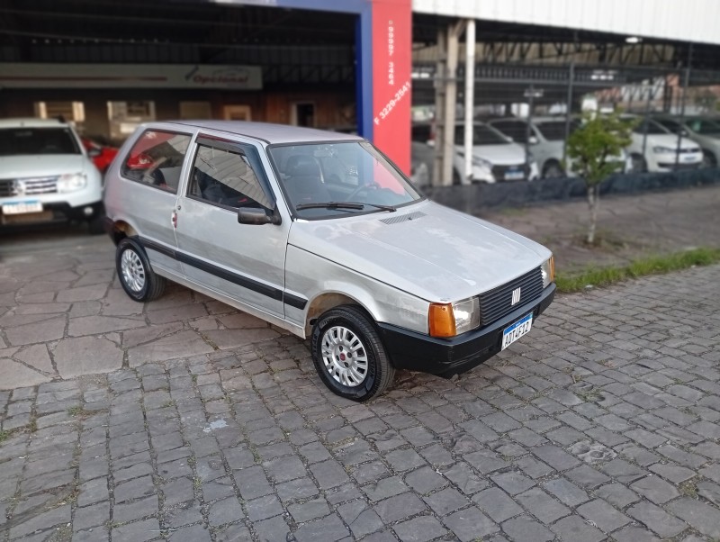 UNO 1.0 MILLE ELETRONIC 8V GASOLINA 2P MANUAL - 1993 - CAXIAS DO SUL