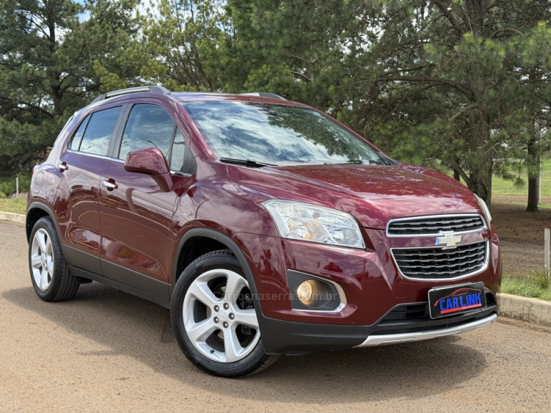 TRACKER 1.8 MPFI LTZ 4X2 16V FLEX 4P AUTOMÁTICO - 2015 - VACARIA