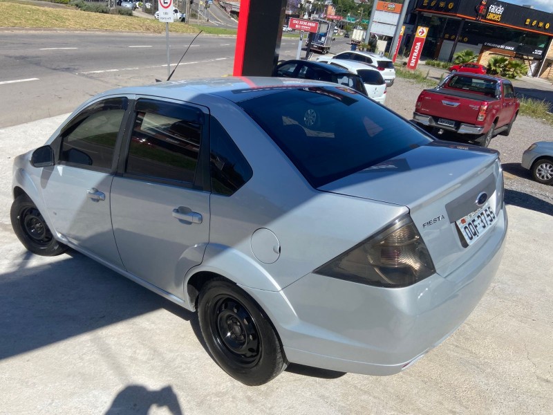 FIESTA 1.6 MPI SEDAN 8V FLEX 4P MANUAL - 2014 - CAXIAS DO SUL