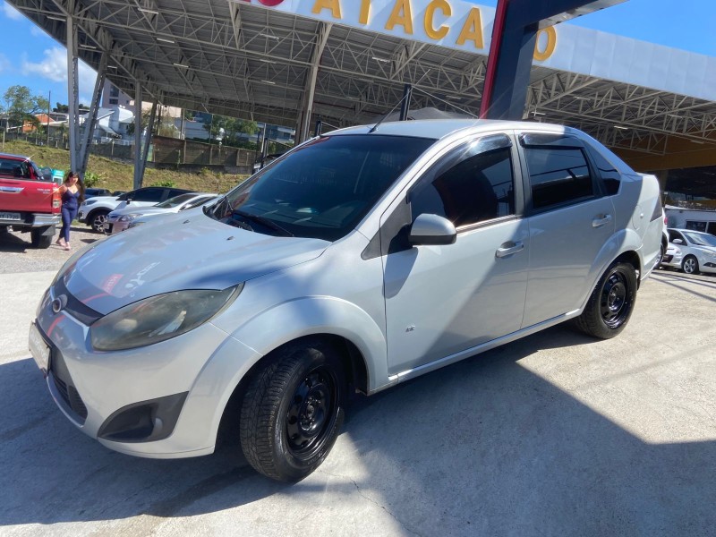 FIESTA 1.6 MPI SEDAN 8V FLEX 4P MANUAL - 2014 - CAXIAS DO SUL