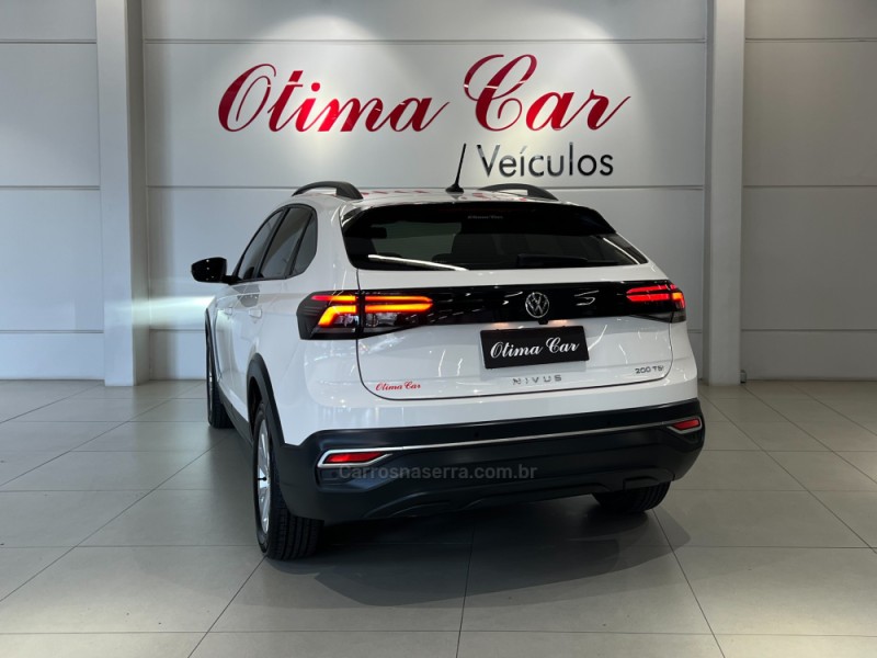 NIVUS 1.0 TSI COMFORTLINE PLAY & TECH FLEX 4P AUTOMÁTICO - 2021 - FLORES DA CUNHA