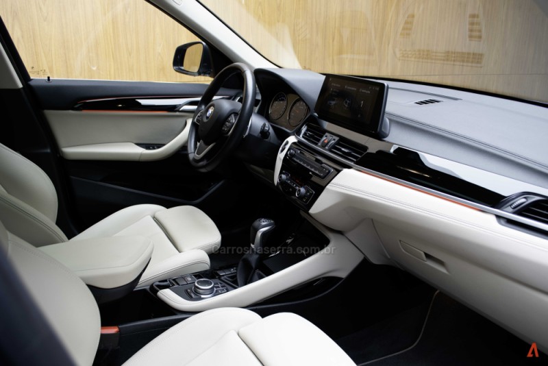X1 2.0 16V TURBO ACTIVEFLEX SDRIVE20I X-LINE 4P AUTOMÁTICO - 2022 - GARIBALDI