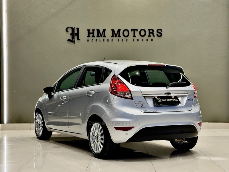 FIESTA 1.6 TITANIUM HATCH 16V FLEX 4P AUTOMÁTICO - 2015 - CAXIAS DO SUL