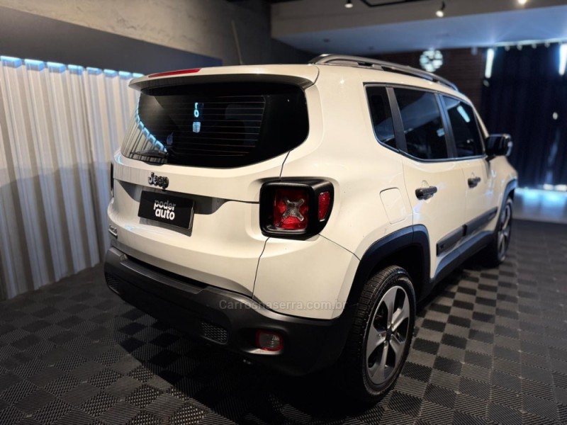 RENEGADE 2.0 16V CUSTOM 4X4 TURBO DIESEL 4P AUTOMÁTICA - 2018 - FARROUPILHA