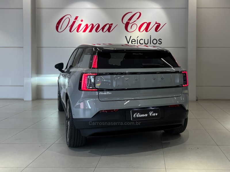 EX30 ULTRA EXTENDED RANGE - 2024 - FLORES DA CUNHA