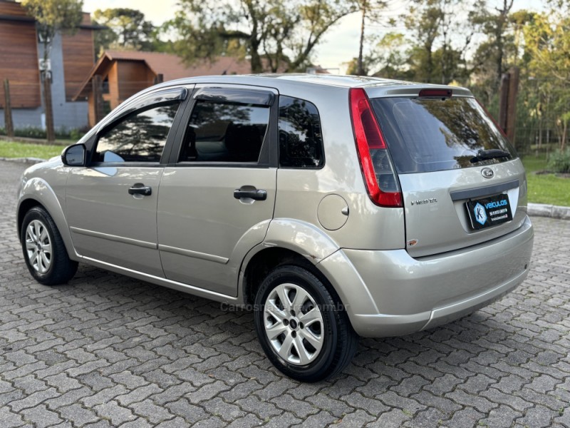 FIESTA 1.0 MPI 8V GASOLINA 4P MANUAL - 2013 - CANELA