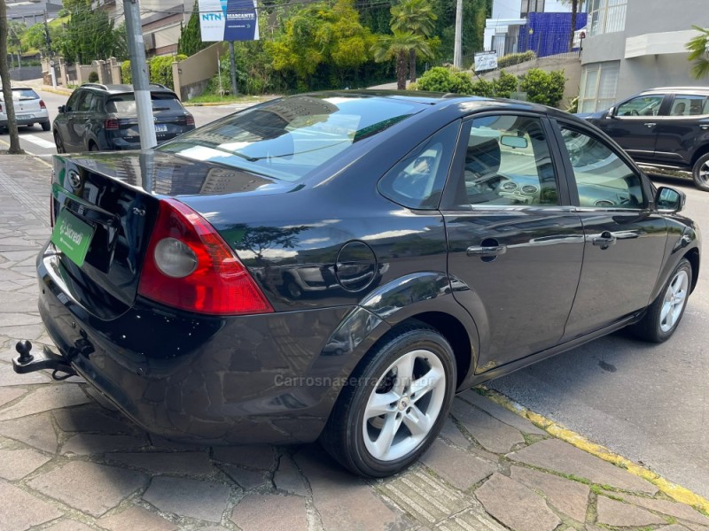 FOCUS 2.0 GLX 16V FLEX 4P MANUAL - 2009 - BENTO GONçALVES