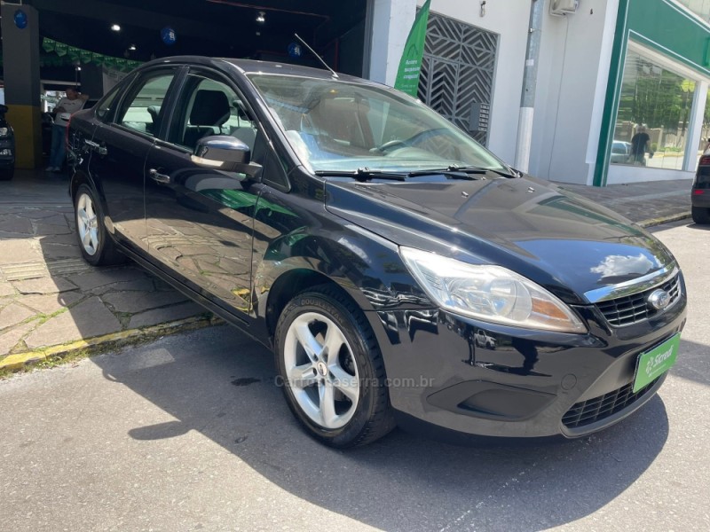 FOCUS 2.0 GLX 16V FLEX 4P MANUAL - 2009 - BENTO GONçALVES