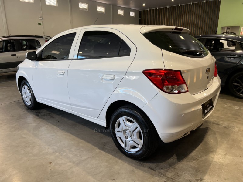 ONIX 1.0 MPFI LT 8V FLEX 4P MANUAL - 2016 - CAXIAS DO SUL