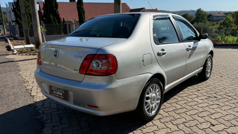 SIENA 1.8 MPI HLX 8V FLEX 4P MANUAL - 2007 - DOIS IRMãOS
