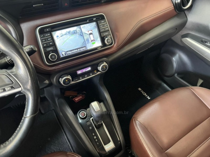 KICKS 1.6 16V FLEX SL 4P XTRONIC - 2017 - SANTA CRUZ DO SUL