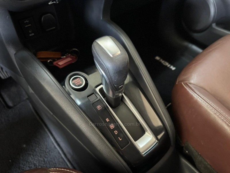 KICKS 1.6 16V FLEX SL 4P XTRONIC - 2017 - SANTA CRUZ DO SUL