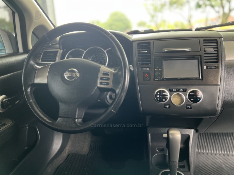 TIIDA 1.8 SL 16V FLEX 4P AUTOMÁTICO - 2013 - BOM PRINCíPIO