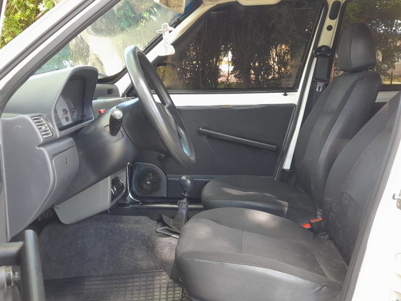 UNO 1.0 MPI MILLE FIRE ECONOMY 8V FLEX 4P MANUAL - 2013 - FARROUPILHA