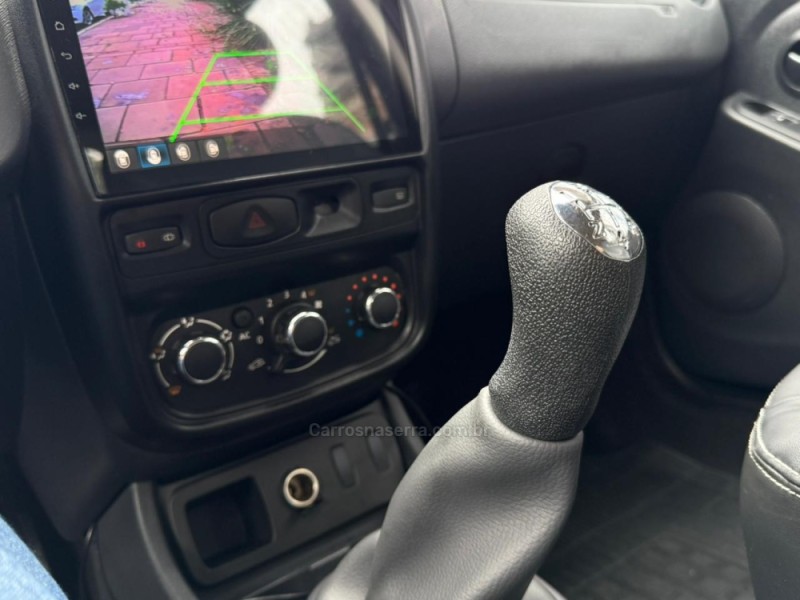 DUSTER 1.6 DYNAMIQUE 4X2 16V FLEX 4P MANUAL - 2012 - LAGOA VERMELHA