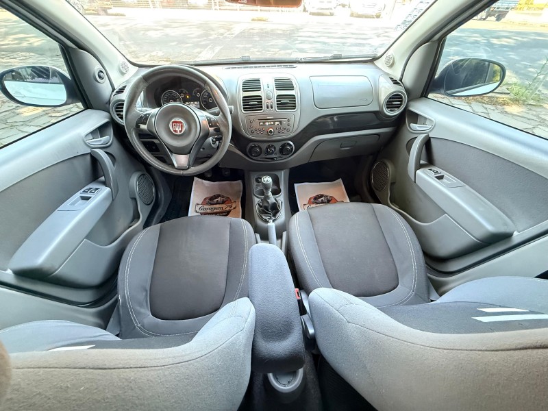 GRAND SIENA 1.6 MPI ESSENCE 16V FLEX 4P MANUAL - 2014 - TRêS COROAS