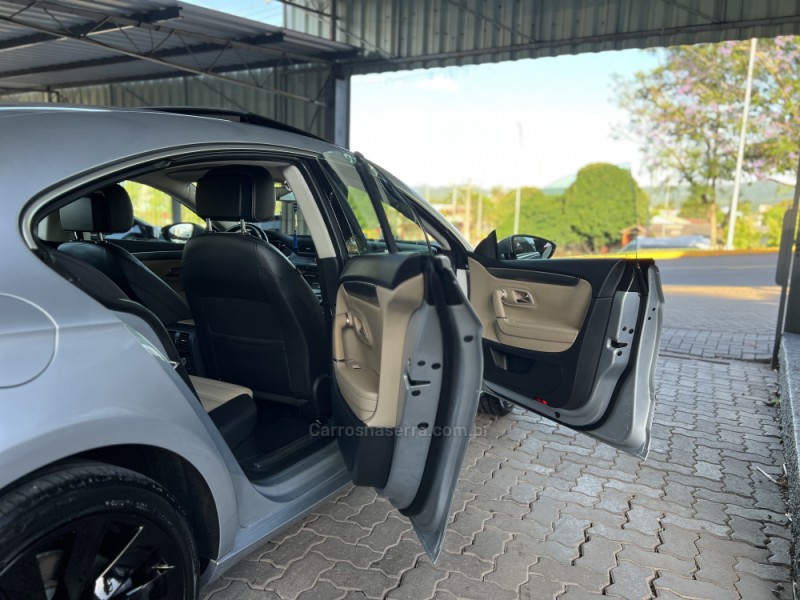 PASSAT 3.6 FSI CC V6 24V GASOLINA 4P TIPTRONIC - 2014 - BOM PRINCíPIO