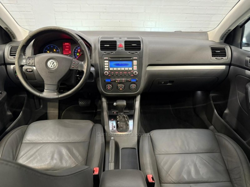 JETTA 2.5 I VARIANT 20V 170CV GASOLINA 4P TIPTRONIC - 2009 - CAXIAS DO SUL