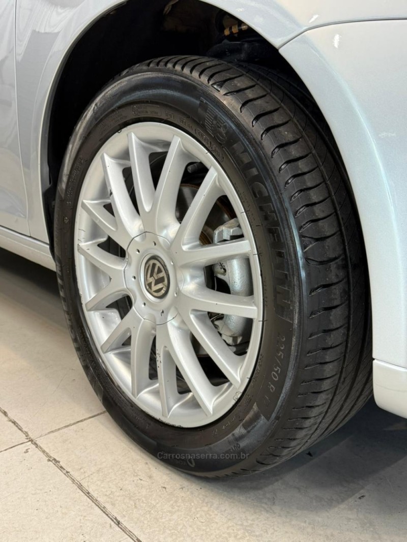 JETTA 2.5 I VARIANT 20V 170CV GASOLINA 4P TIPTRONIC - 2009 - CAXIAS DO SUL