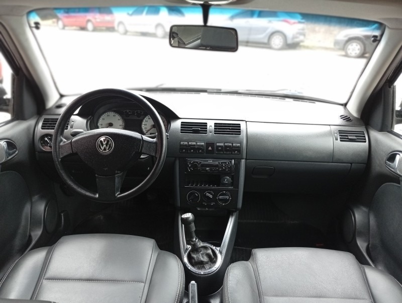 PARATI 1.8 MI TRACK & FIELD 8V FLEX 4P MANUAL G.III - 2005 - CAXIAS DO SUL