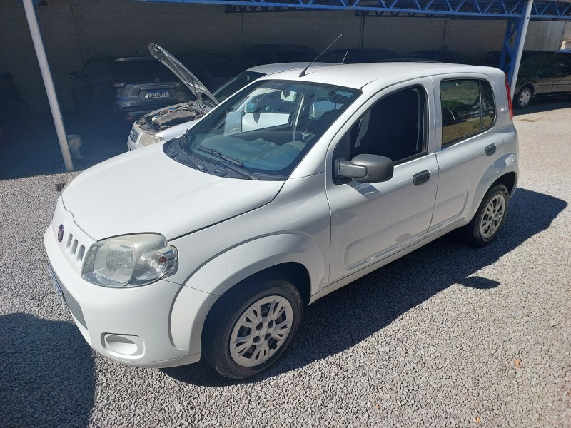 UNO 1.0 VIVACE 8V FLEX 4P MANUAL - 2014 - BENTO GONçALVES