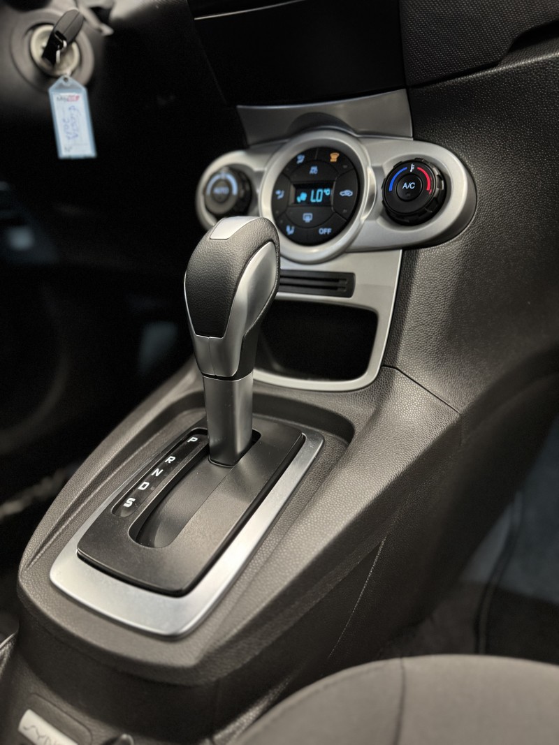 FIESTA 1.6 SEL HATCH 16V FLEX 4P AUTOMÁTICO - 2017 - CAXIAS DO SUL