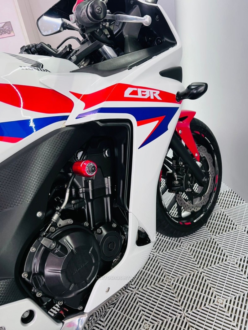 CBR 500R ABS - 2014 - CAMPO BOM