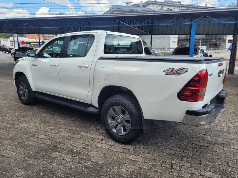HILUX 2.8 SRV 4X4 CD 16V DIESEL 4P AUTOMÁTICO - 2017 - CAXIAS DO SUL
