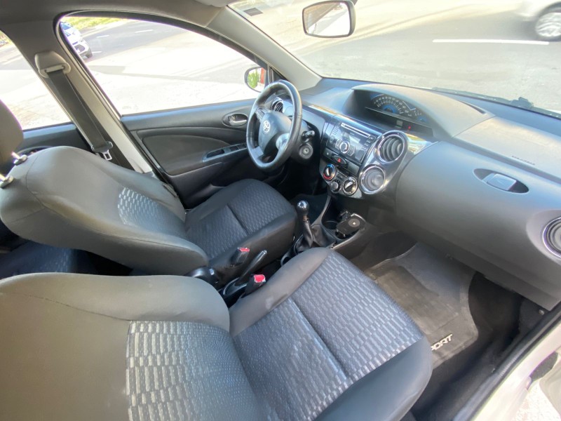 ETIOS 1.5 XLS 16V FLEX 4P MANUAL - 2014 - CAXIAS DO SUL