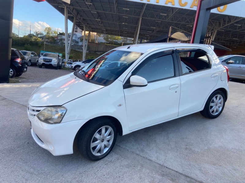 ETIOS 1.5 XLS 16V FLEX 4P MANUAL - 2014 - CAXIAS DO SUL