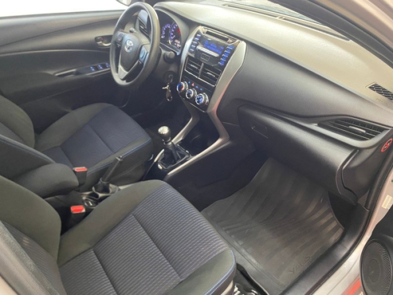 YARIS 1.3 XL LIVE 16V FLEX 4P MANUAL - 2019 - CAXIAS DO SUL