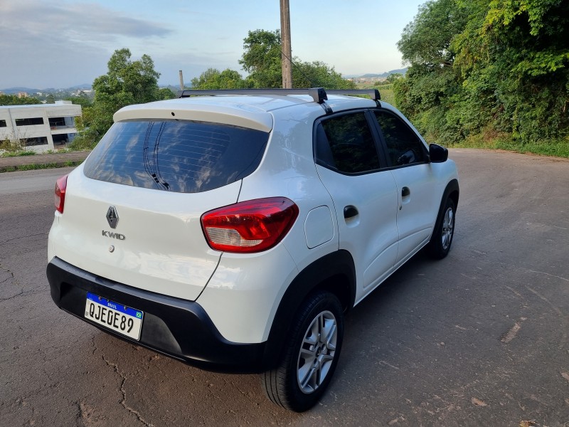 KWID 1.0 12V SCE FLEX LIFE MANUAL - 2019 - ARROIO DO MEIO
