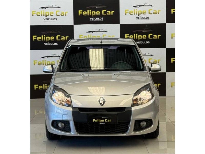 SANDERO 1.0 EXPRESSION 16V FLEX 4P MANUAL - 2014 - CAXIAS DO SUL