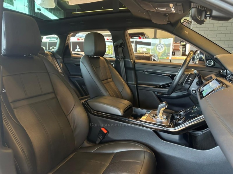 RANGE ROVER EVOQUE 2.0 SE R-DYNAMIC AWD 16V FLEX 4P AUTOMÁTICO - 2021 - CAXIAS DO SUL