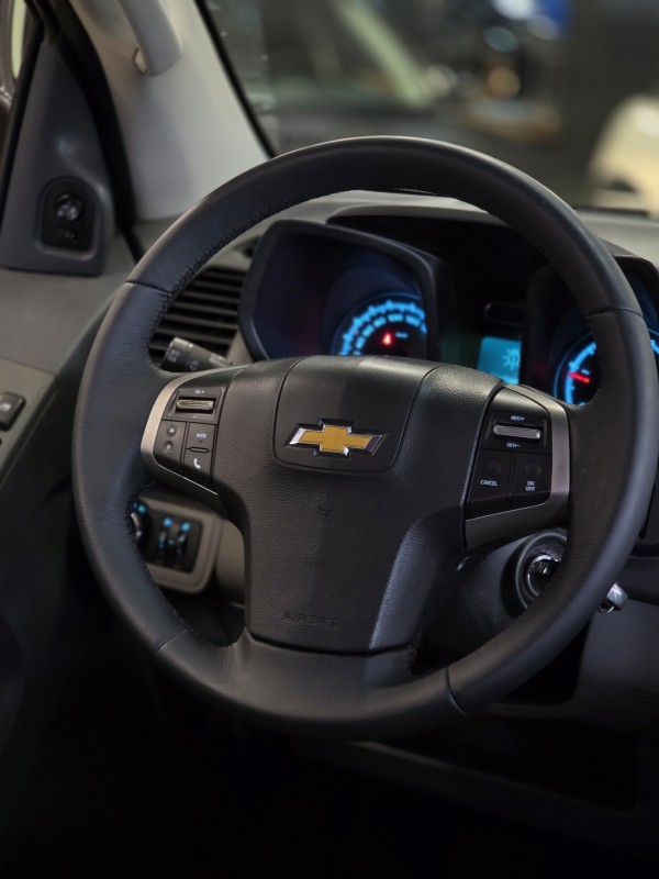 S10 2.8 LTZ 4X4 CD TURBO DIESEL 4P AUTOMÁTICO - 2013 - CAXIAS DO SUL