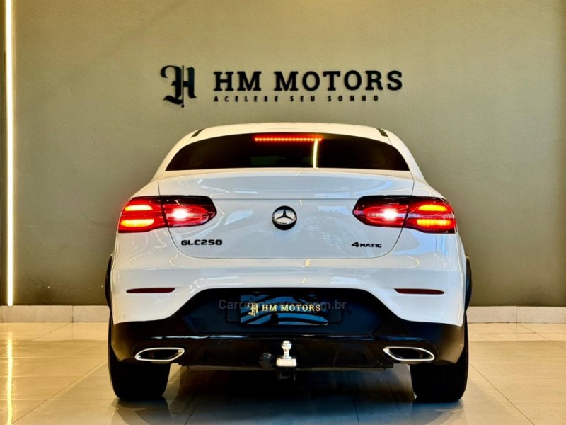 GLC 250 2.0 16V CGI GASOLINA SPORT 4MATIC 9G-TRONIC - 2017 - CAXIAS DO SUL