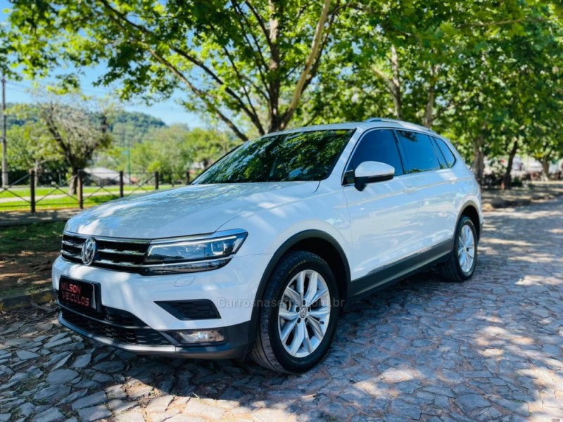 tiguan 1.4 allspace comfort 250 tsi flex 4p 2018 novo hamburgo