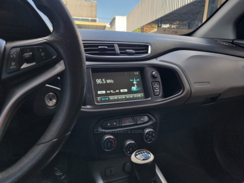 ONIX 1.4 MPFI LT 8V FLEX 4P MANUAL - 2019 - VACARIA