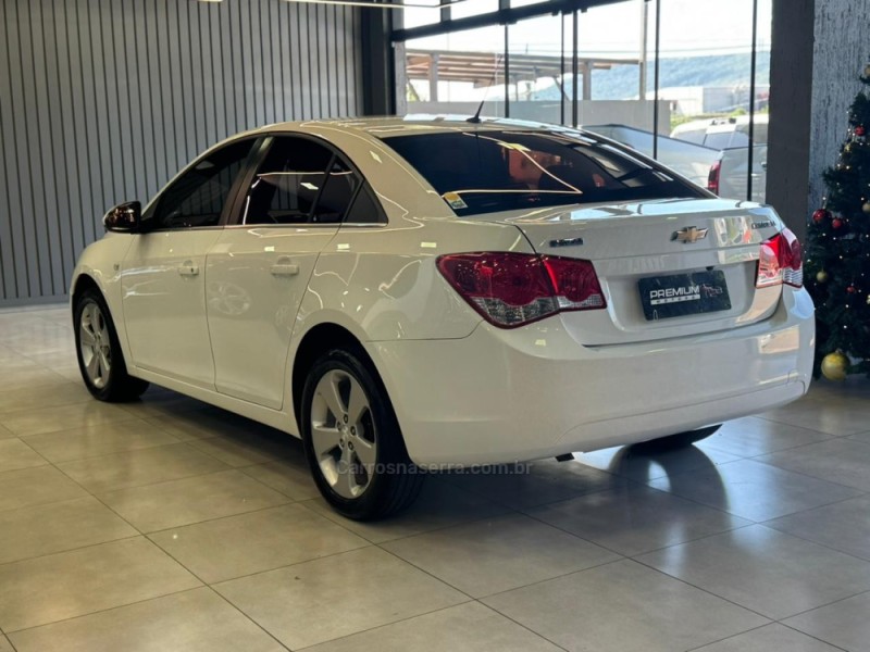 CRUZE 1.8 LT 16V FLEX 4P AUTOMÁTICO - 2013 - DOIS IRMãOS
