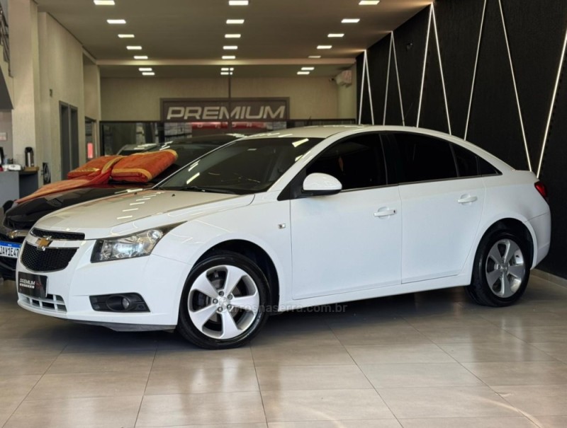 CRUZE 1.8 LT 16V FLEX 4P AUTOMÁTICO - 2013 - DOIS IRMãOS
