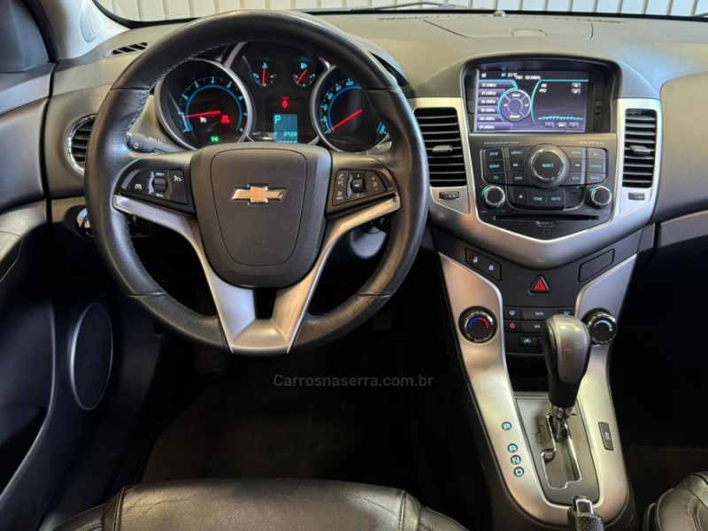 CRUZE 1.8 LT 16V FLEX 4P AUTOMÁTICO - 2013 - DOIS IRMãOS