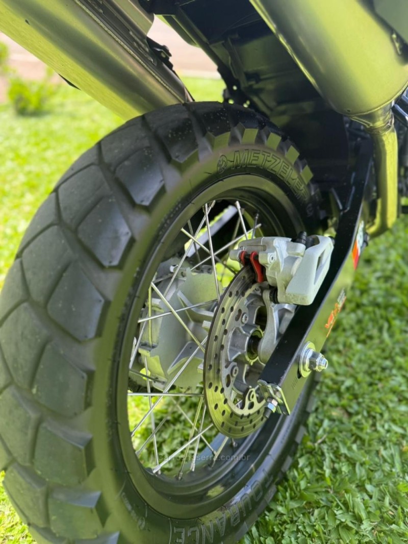 XT 660 R - 2012 - BROCHIER