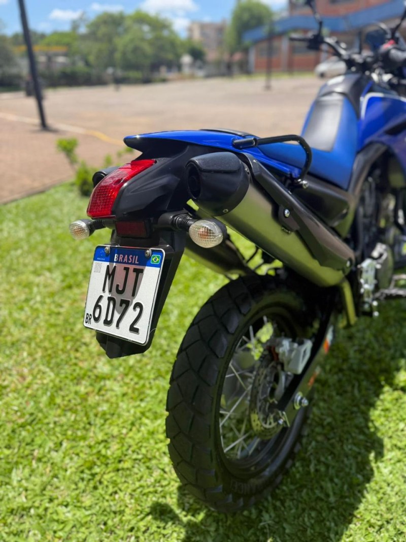 XT 660 R - 2012 - BROCHIER