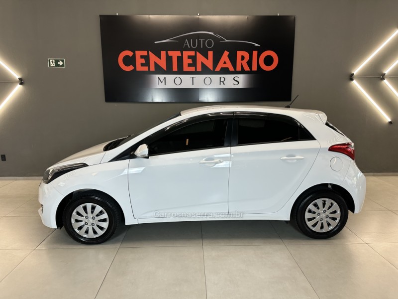 HB20 1.0 COMFORT 12V FLEX 4P MANUAL - 2017 - SAPIRANGA