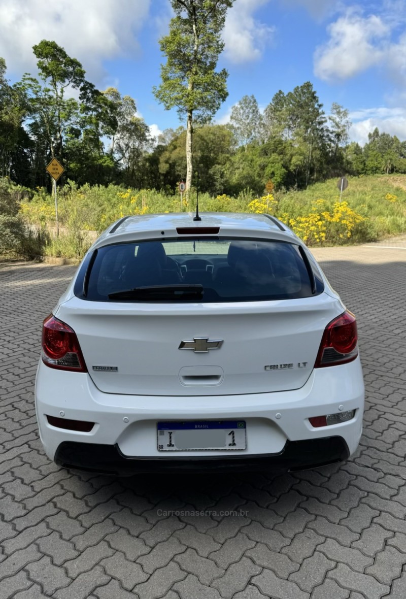 CRUZE 1.8 LT SPORT6 16V FLEX 4P AUTOMÁTICO - 2014 - CARLOS BARBOSA