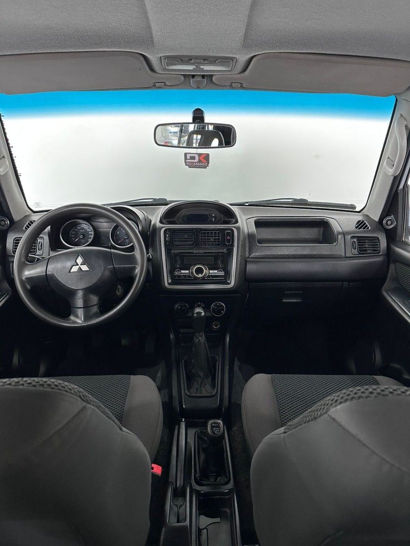 PAJERO TR4 2.0 4X4 16V 140CV FLEX 4P MANUAL - 2012 - FARROUPILHA