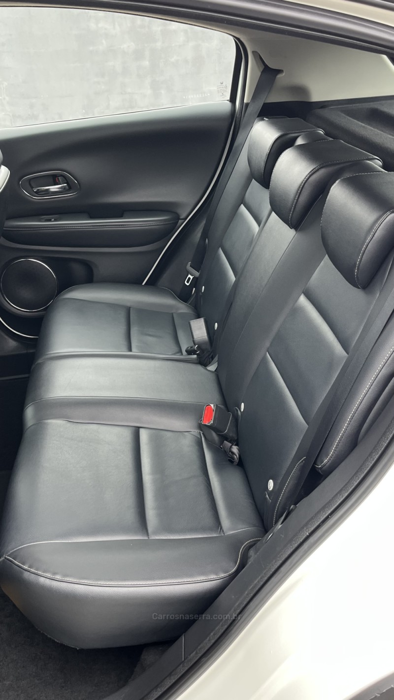 HR-V 1.8 16V FLEX TOURING 4P AUTOMÁTICO - 2018 - CARLOS BARBOSA