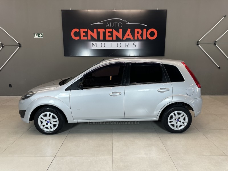 FIESTA 1.0 MPI HATCH 8V FLEX 4P MANUAL - 2014 - SAPIRANGA