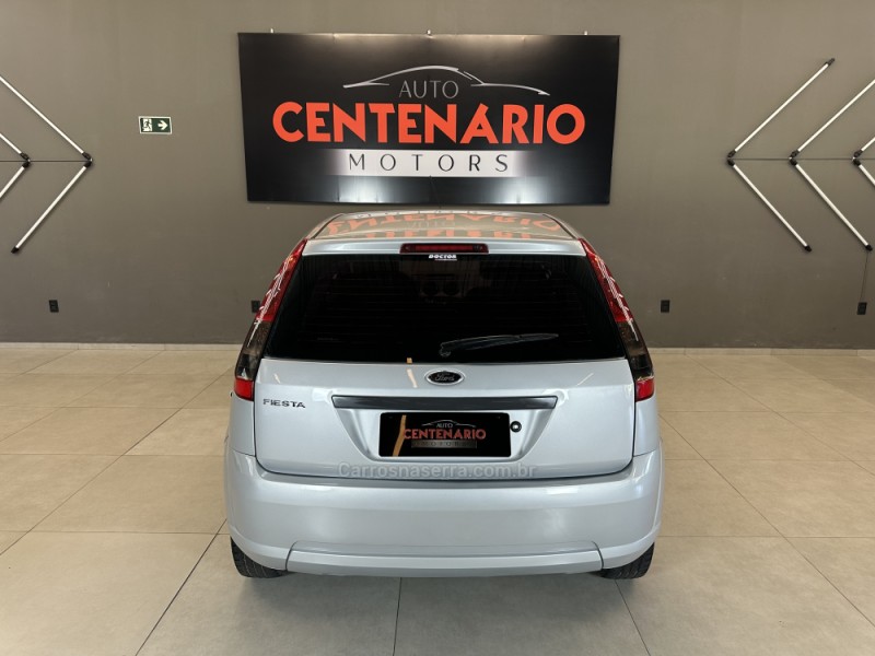 FIESTA 1.0 MPI HATCH 8V FLEX 4P MANUAL - 2014 - SAPIRANGA