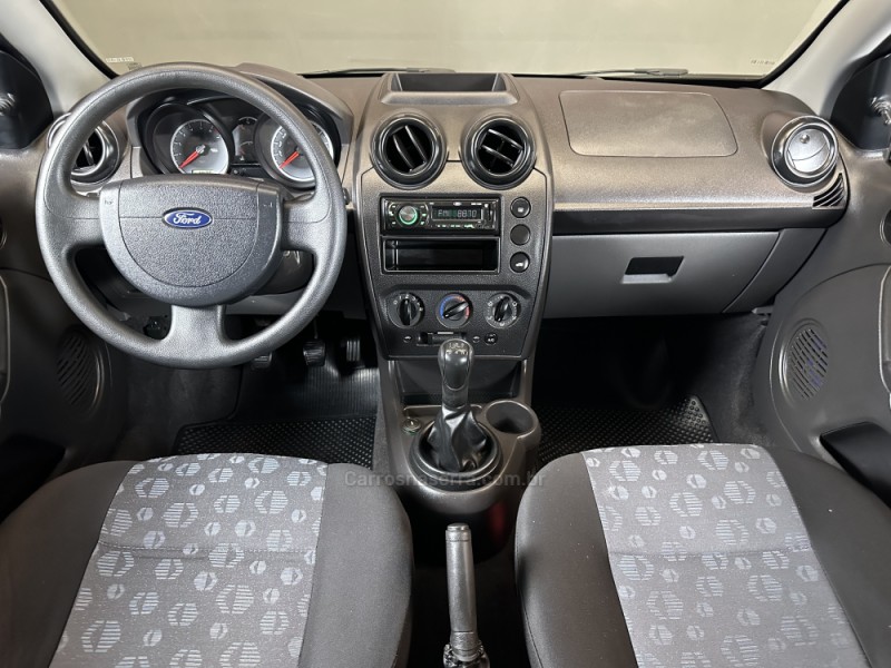 FIESTA 1.0 MPI HATCH 8V FLEX 4P MANUAL - 2014 - SAPIRANGA